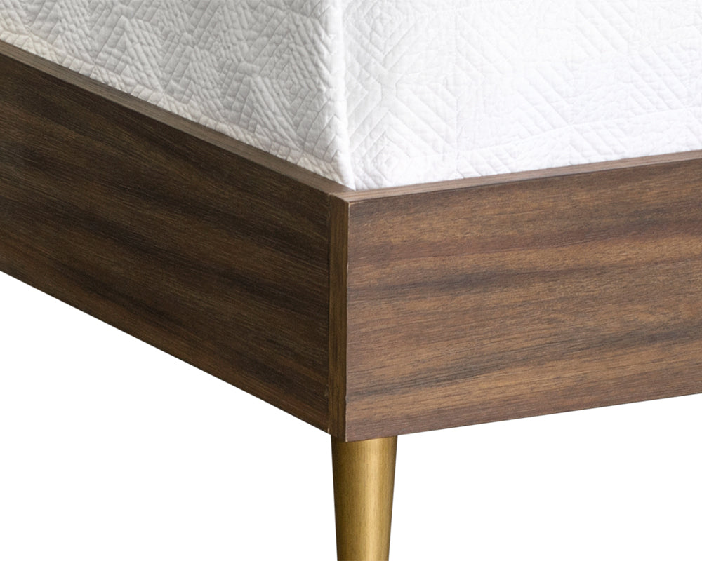 Sunpan Greyson Bed - King