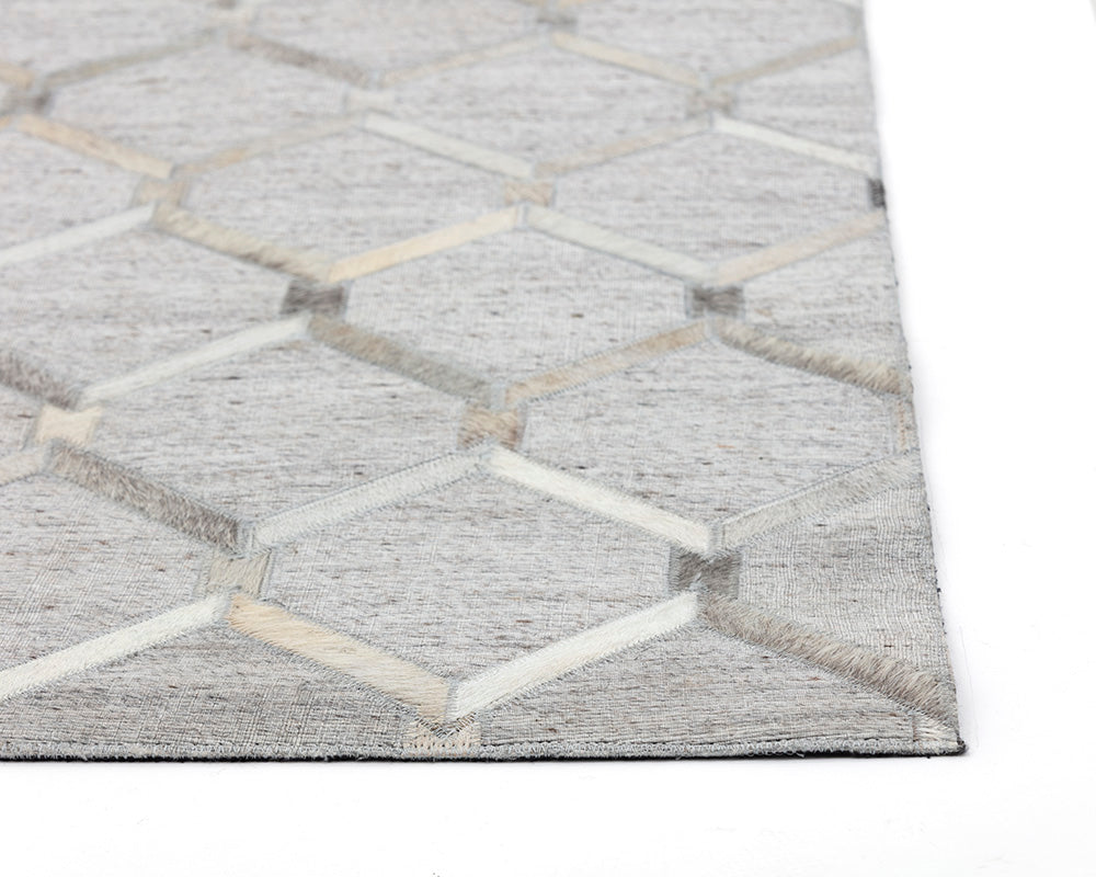 Sunpan Bordeaux Hand-made Rug in Ivory/Grey