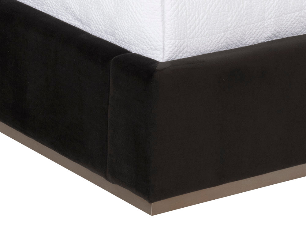 Sunpan Beckham Bed - King - Chacha Cream/Quilted Abbington Charred Brown