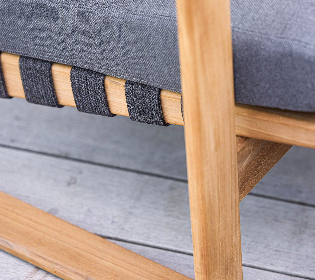 Cane-Line Endless Soft 2-Seater Sofa Incl. Grey Cane-Line Airtouch Cushion Set