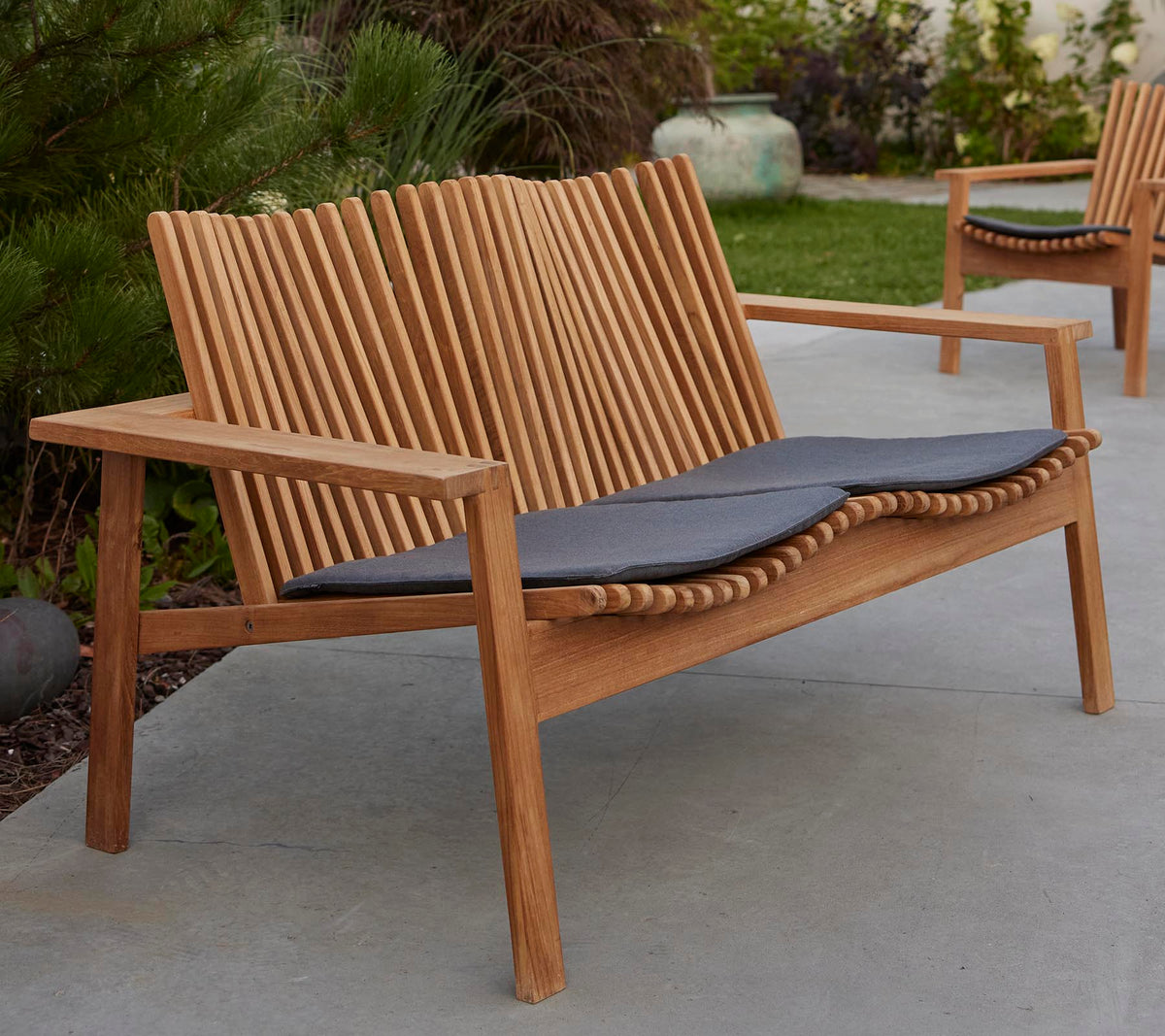 Cane-Line Amaze 2-Seater Sofa - Stackable