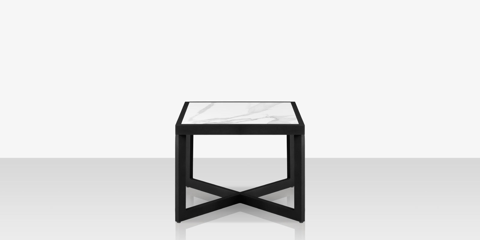 DecoScapes Iconic Aluminum Large 26'' Wide Square Side Table