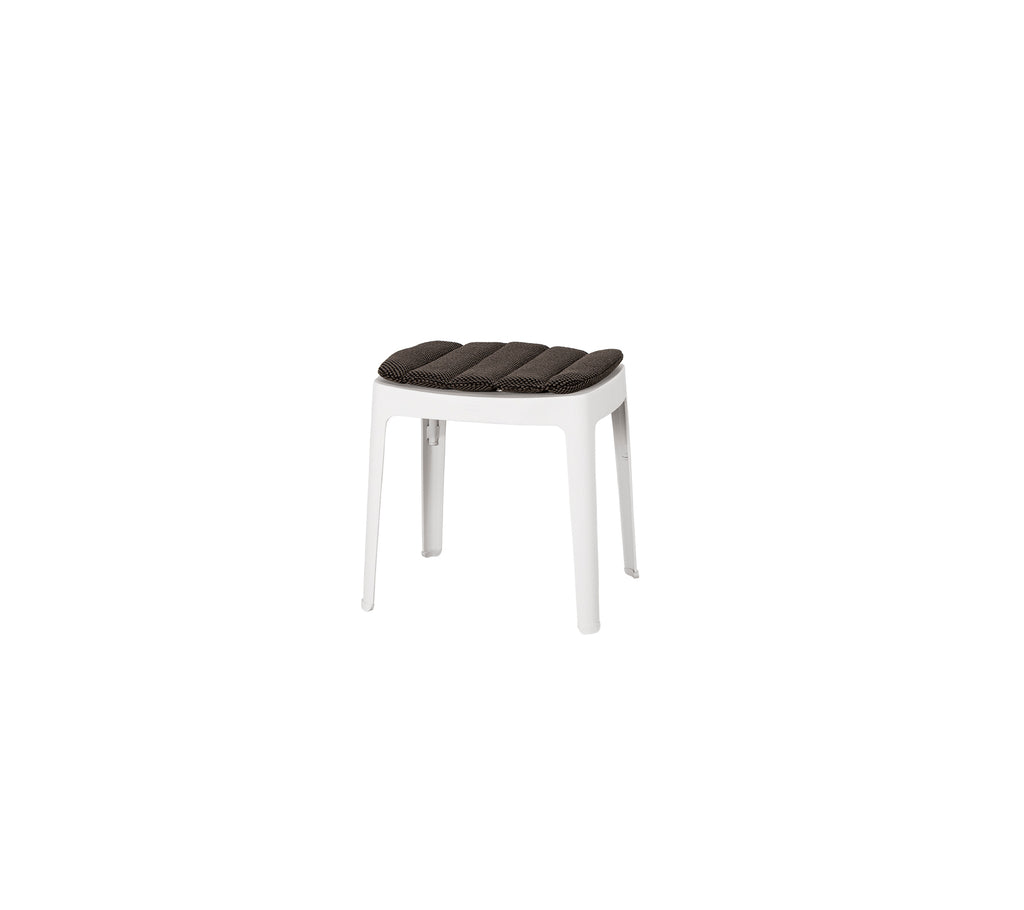 Cane-Line Cut Stool - Stackable