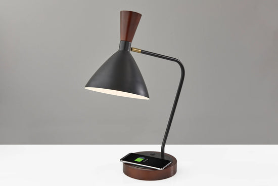 Adesso Arlo Adesso Charge Wireless Charging Desk Lamp